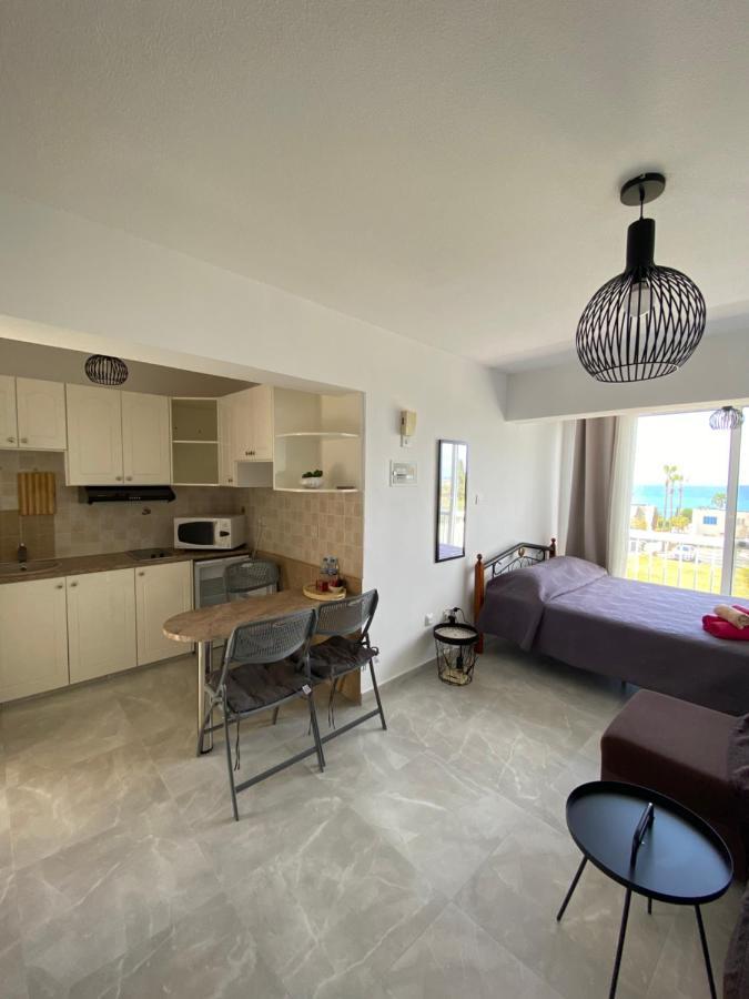 Cozy Coral Bay Studio By The Sea Экстерьер фото